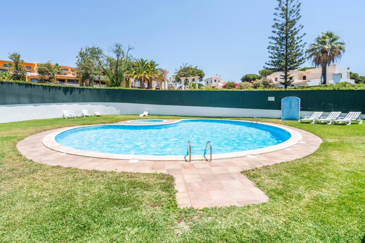Lovely 1Bed Flat Short Walk To The Marina Vilamoura Quarteira Exterior foto